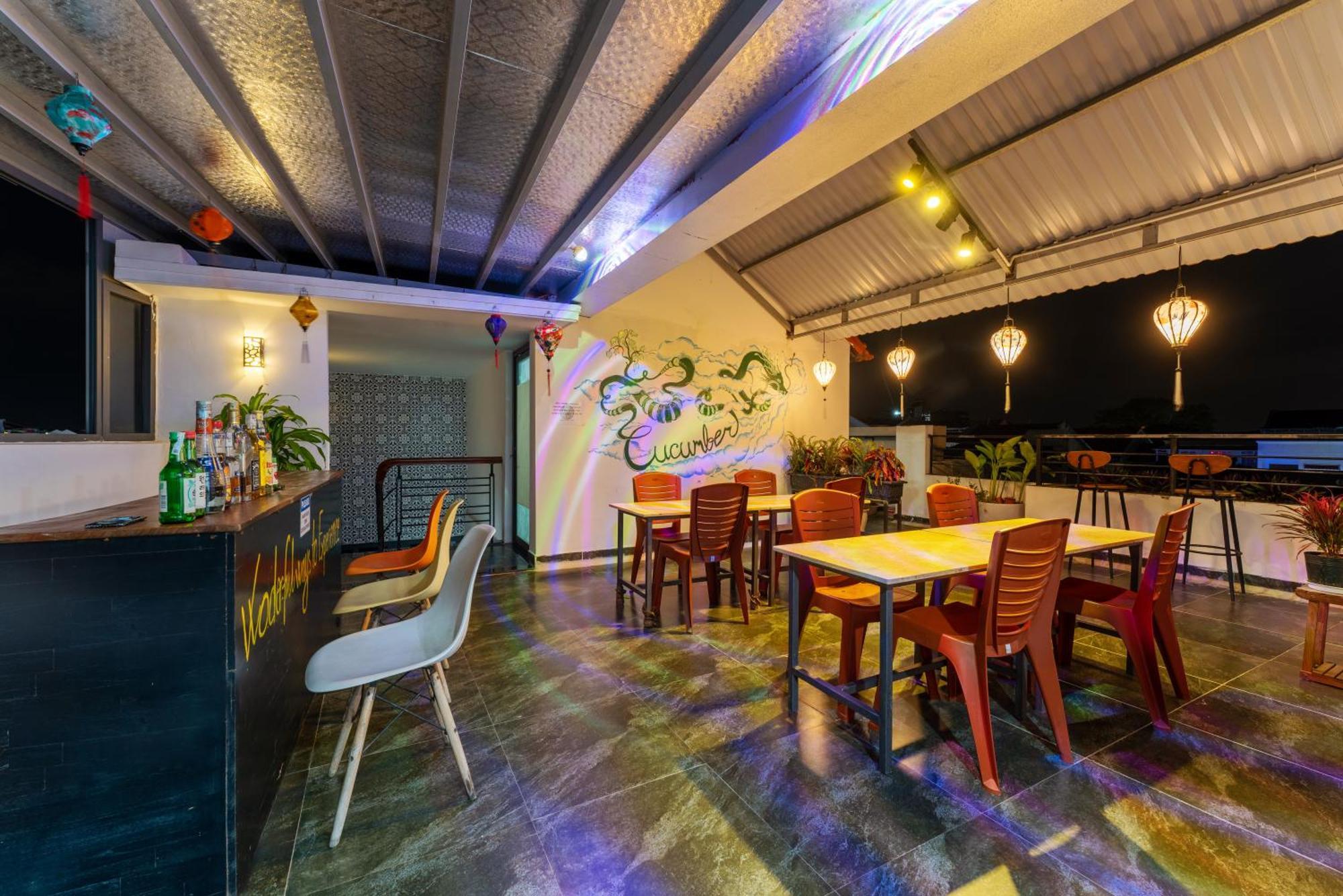 Cucumber Hostel ホイアン エクステリア 写真
